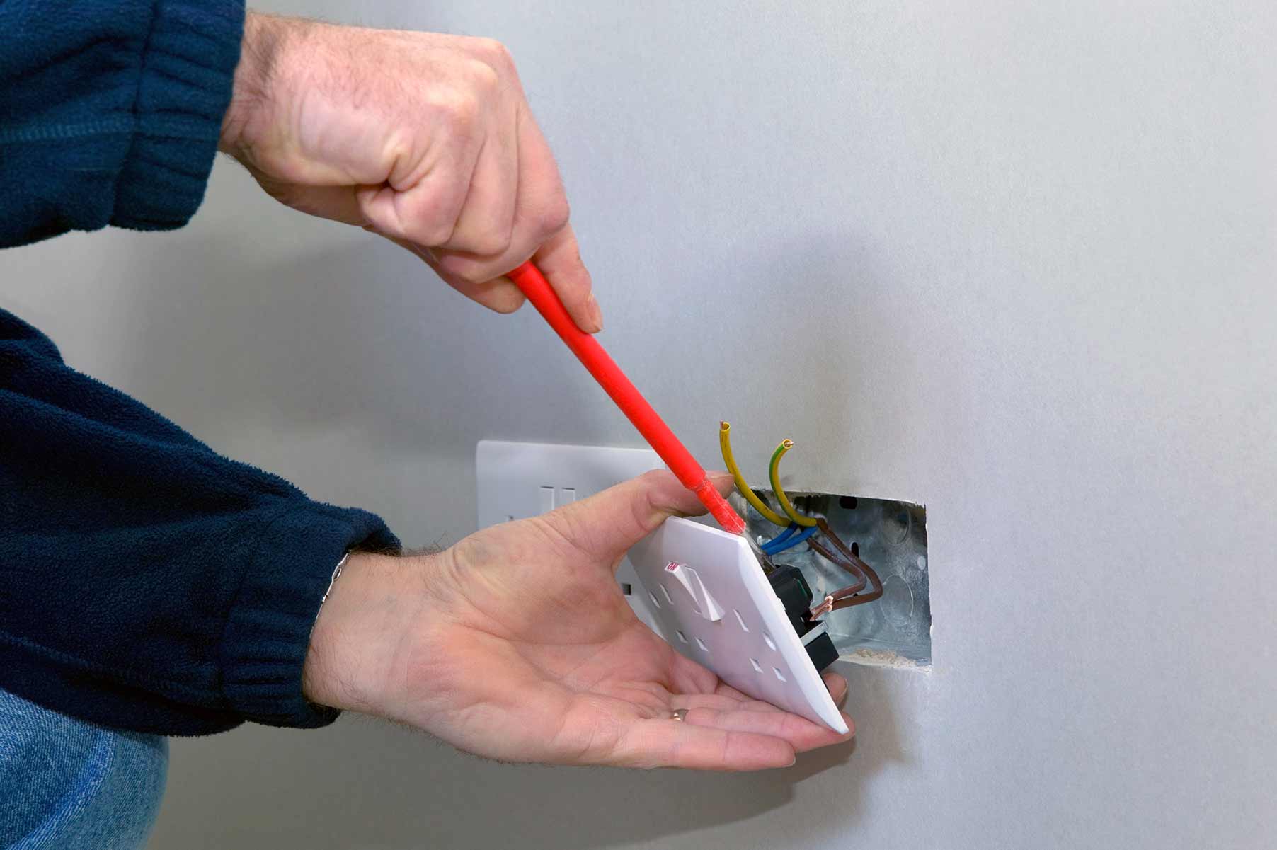 Our electricians can install plug sockets for domestic and commercial proeprties in Worsbrough and the local area. 